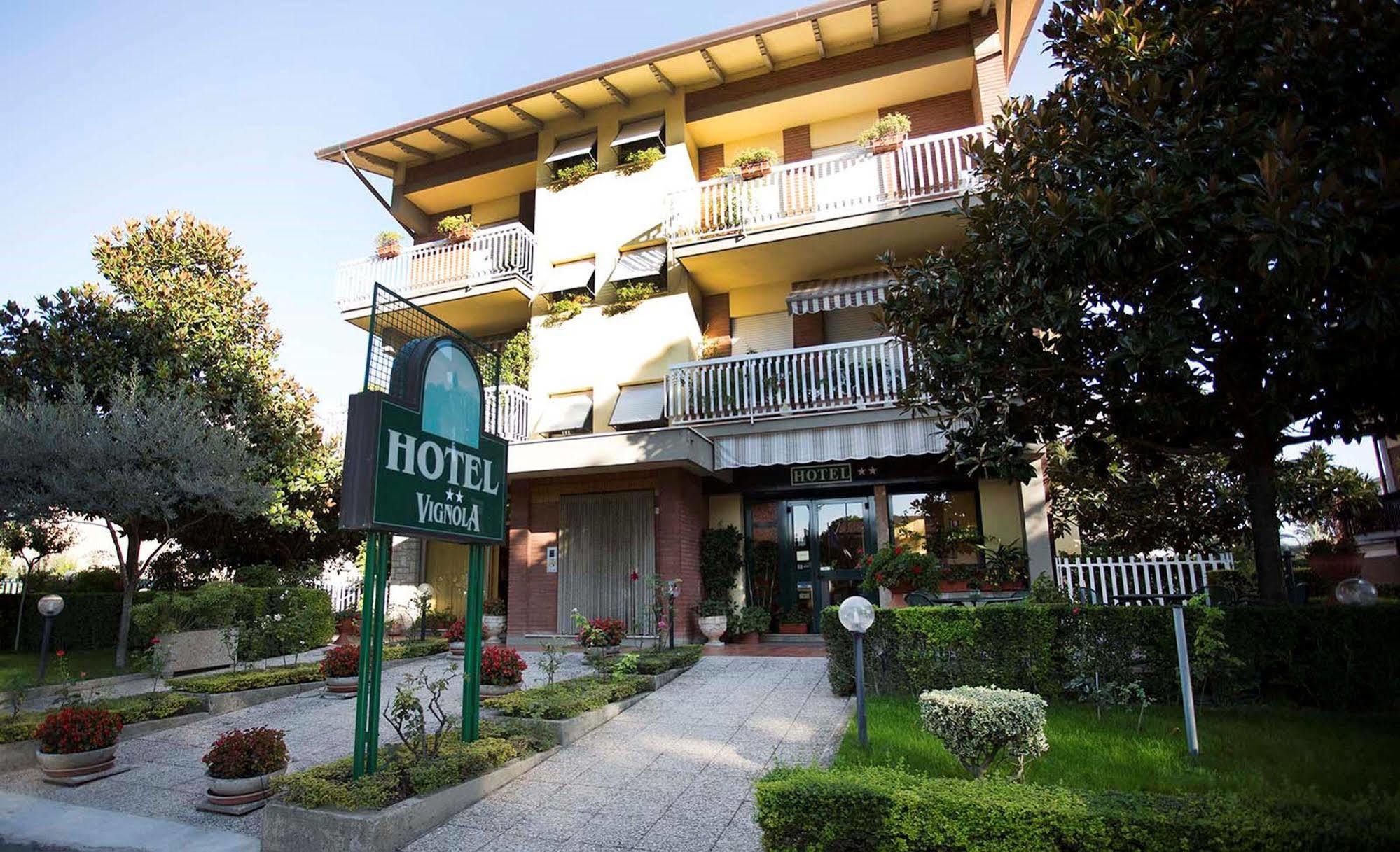 Hotel Vignola Assisi Exterior foto